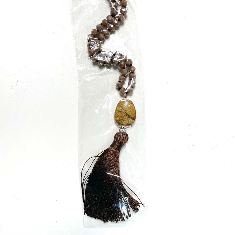 Long necklace NWT